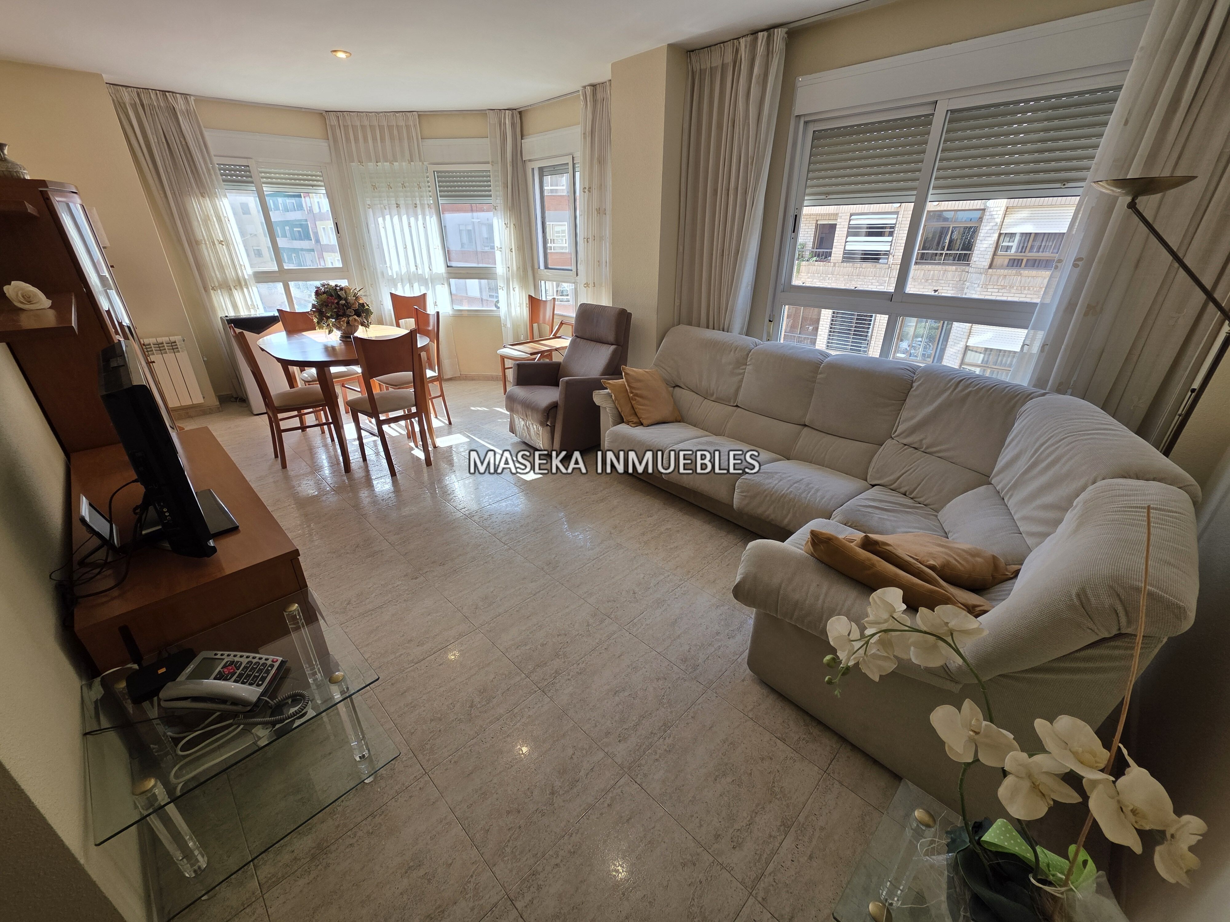 Piso  CL LERIDA, Zona Plaza Illes Columbretes